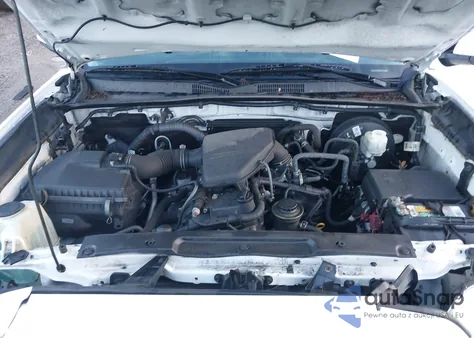 2020 Toyota Tacoma Sr z USA, uszkodzony, nr VIN 5TFAX5GN9LX186647